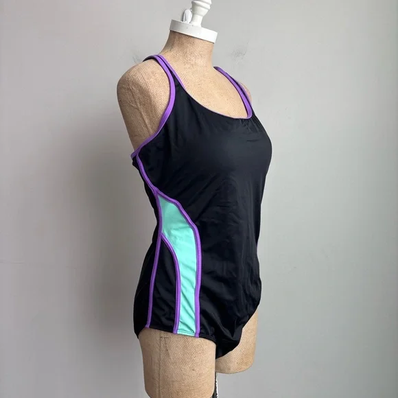 Aquabelle Plus Size One Piece Swimsuit Relay X-Back Swim Size 18 - Picture 3 of 5